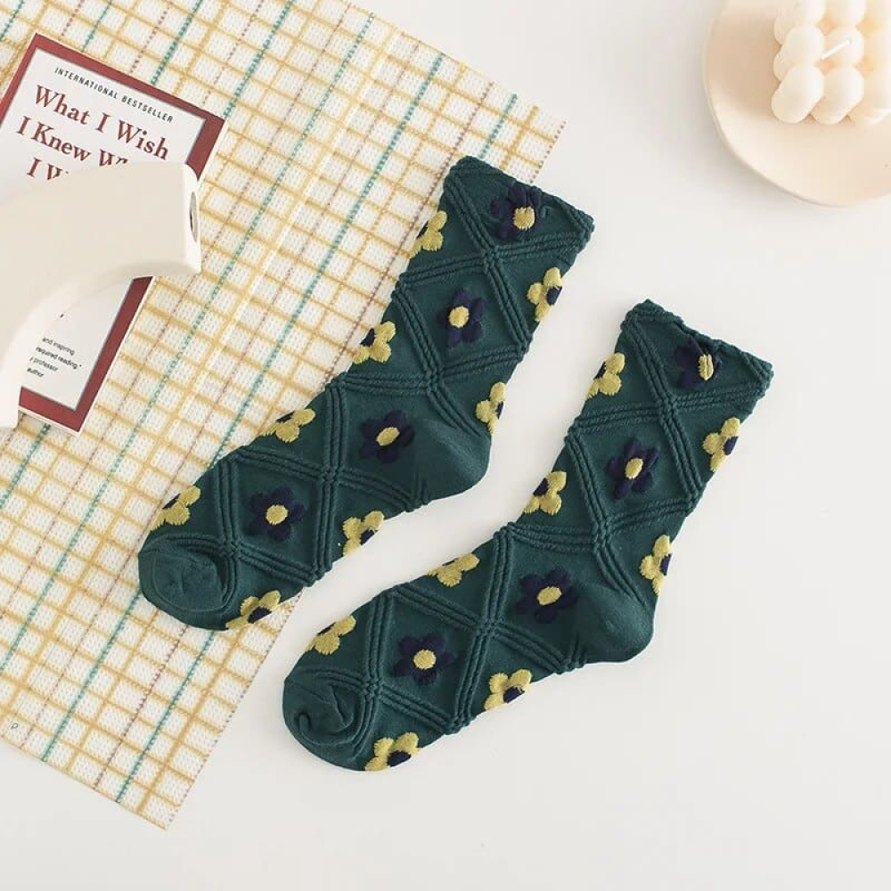 Korean Plaid Jacquard Medium Socks - Green