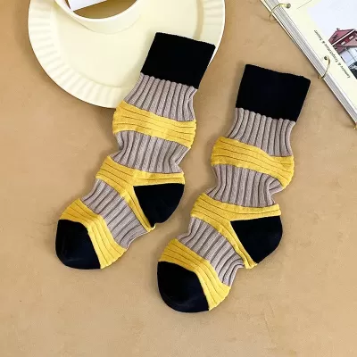 Chic Pleated Striped Mid-Tube Socks – Women’s Contrast Color Lantern Style - Yellow