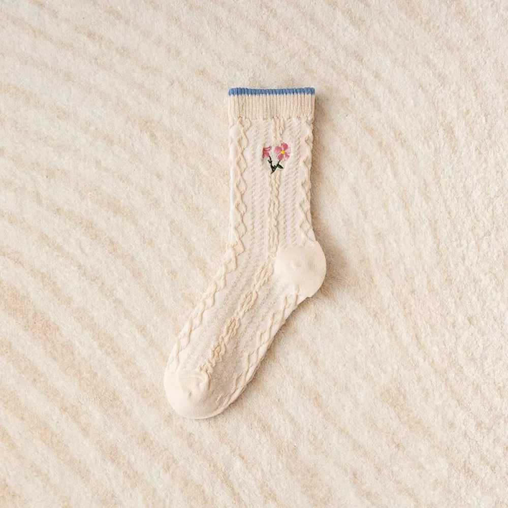 Retro Embroidery Rabbit Striped Tube Socks – Japanese Cute, Autumn Style - Beige