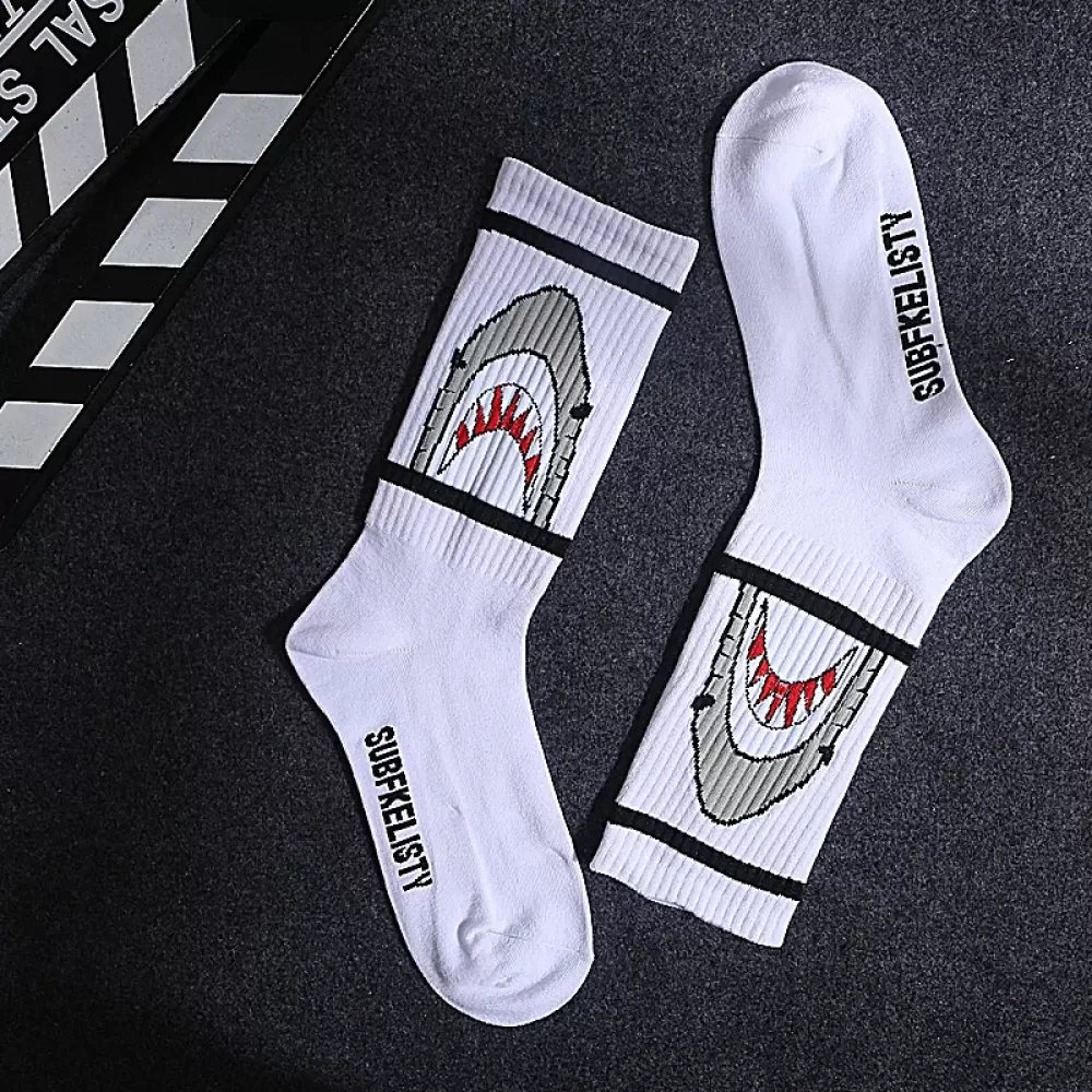 Urban Edge: Black & White Lettered Leaf Skateboard Socks - Hip hop design 11