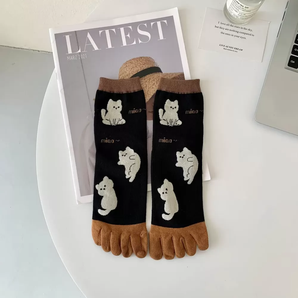 Diamond Stripe Jacquard Five-Toe Cotton Socks – Comfort and Style - Cozy design 9