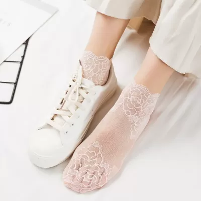 Lolita Invisible Lace Boat Socks – Elegant Hollow Non-Slip Design - ROSE-PINK