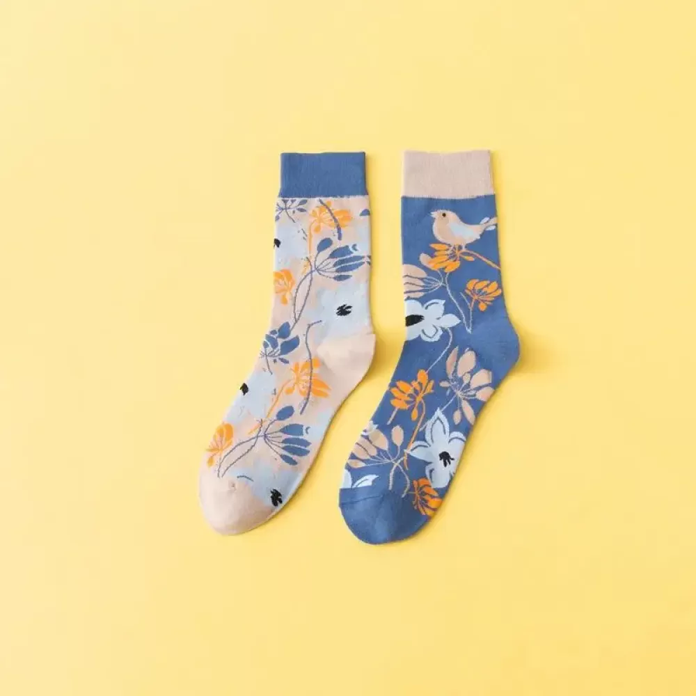 Avian Artistry: Bird & Flower Nature Socks