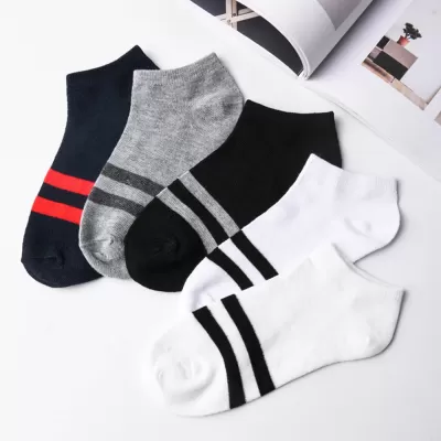 Avocado Delight: Kawaii Ankle Socks Set - White Black Gray Lines