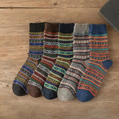 Cozy Comfort: Retro-Style Thick Warm Wool Socks 5-Pair Set - Cozy cool design 9
