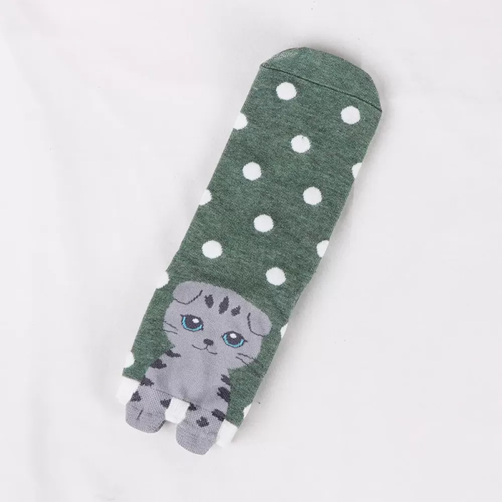 Purr-fect Style: Korean Cartoon Cat Socks - Green white points