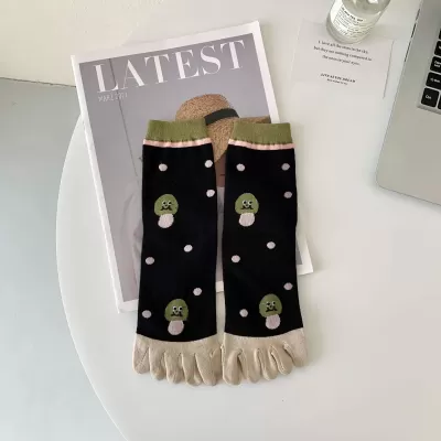 Diamond Stripe Jacquard Five-Toe Cotton Socks – Comfort and Style - Cozy design 10