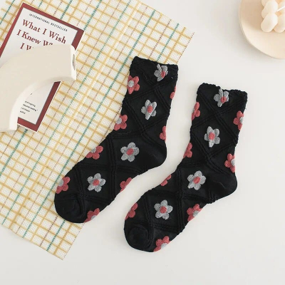 Korean Plaid Jacquard Medium Socks - Black