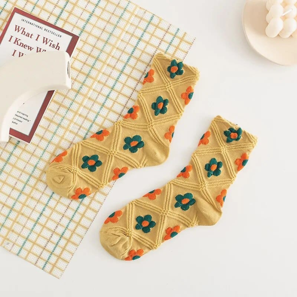 Korean Plaid Jacquard Medium Socks - Yellow