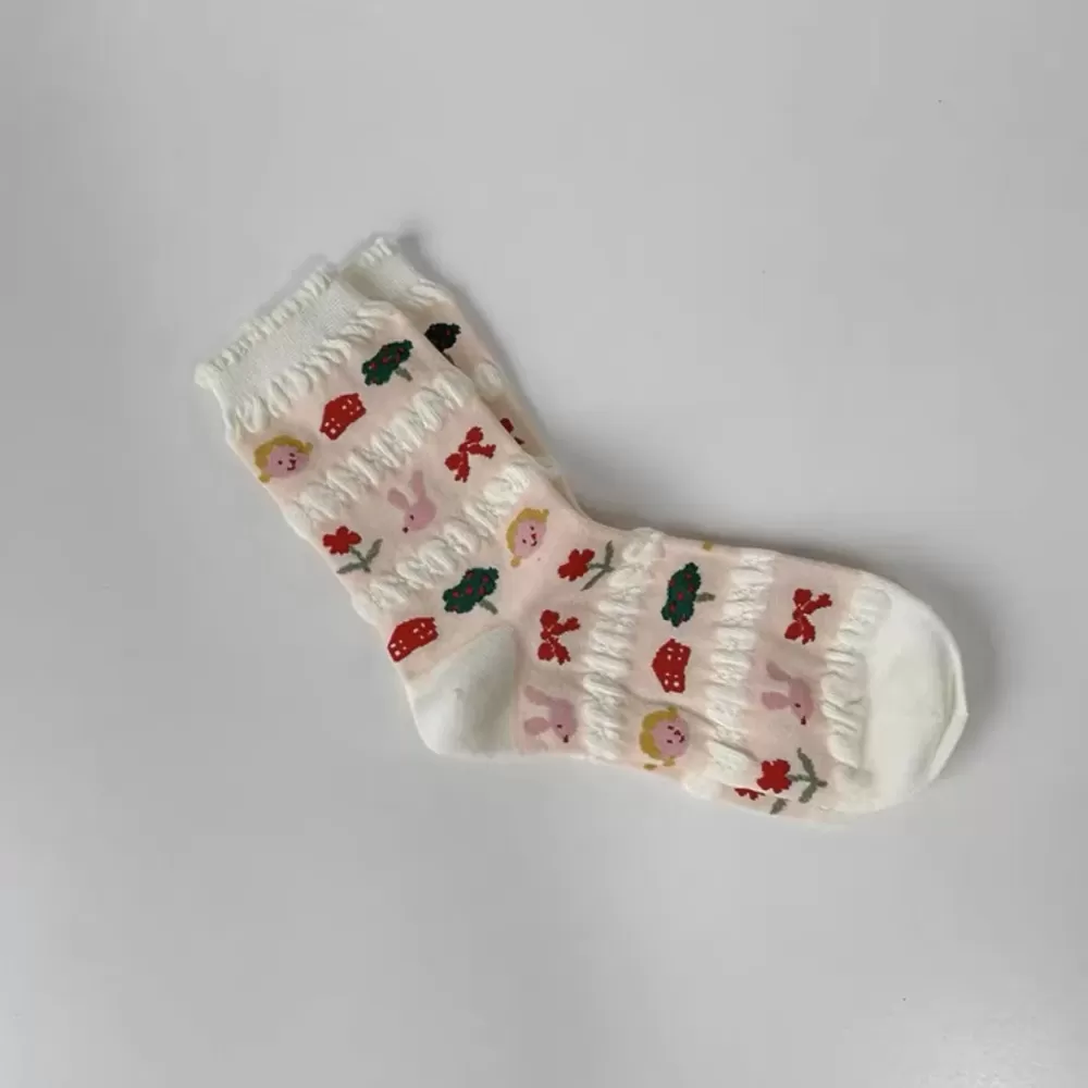 Sweet Blossoms: Harajuku-Inspired Kawaii Mid-Tube Socks - White beige design