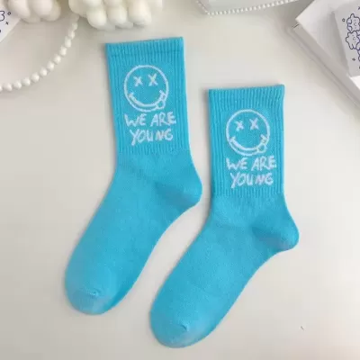 Aqua Flow: Japanese Hip-Hop Skateboard Socks - Turquoise