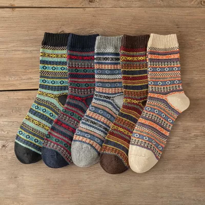 Cozy Comfort: Retro-Style Thick Warm Wool Socks 5-Pair Set - Cozy cool design 4