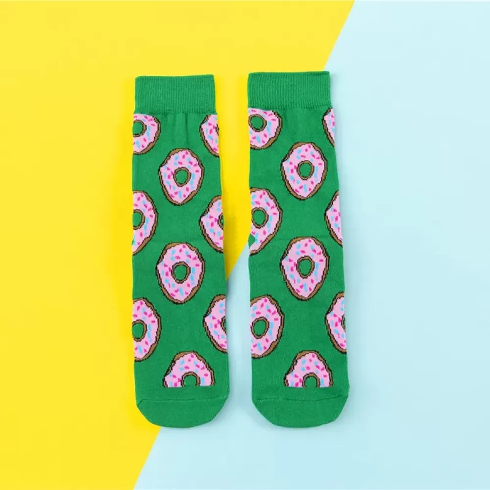 Fruitful Fun: Whimsical Harajuku Skateboard Socks - Avocado dark Green