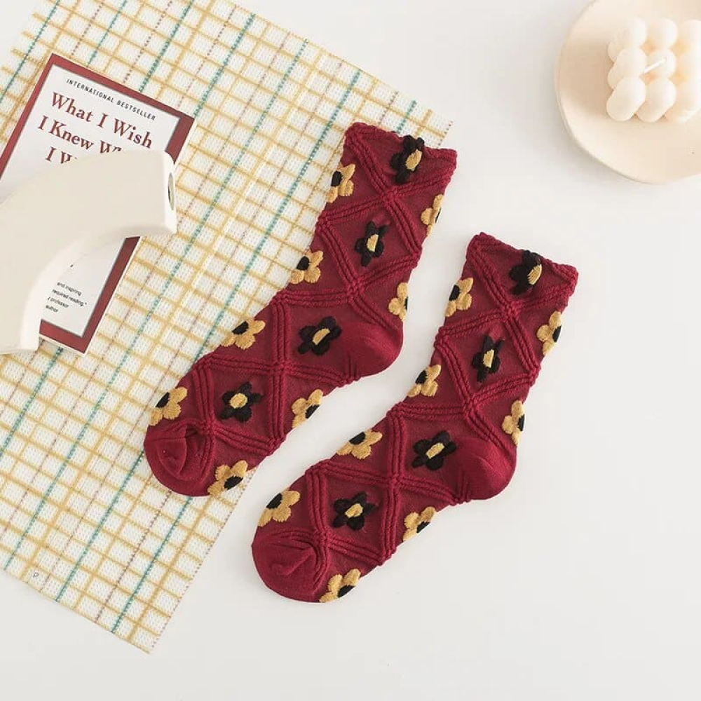 Korean Plaid Jacquard Medium Socks - Red