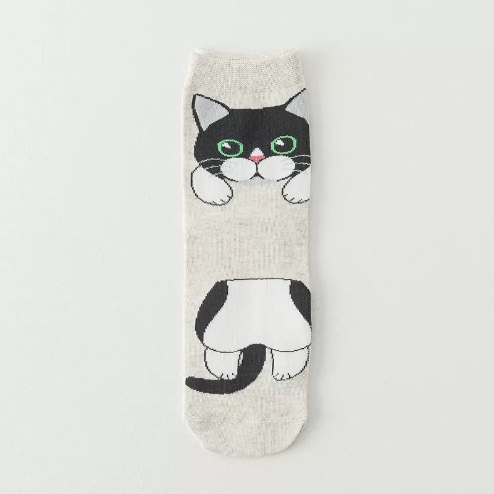 Purr-fect Style: Korean Cartoon Cat Socks - Light gray black