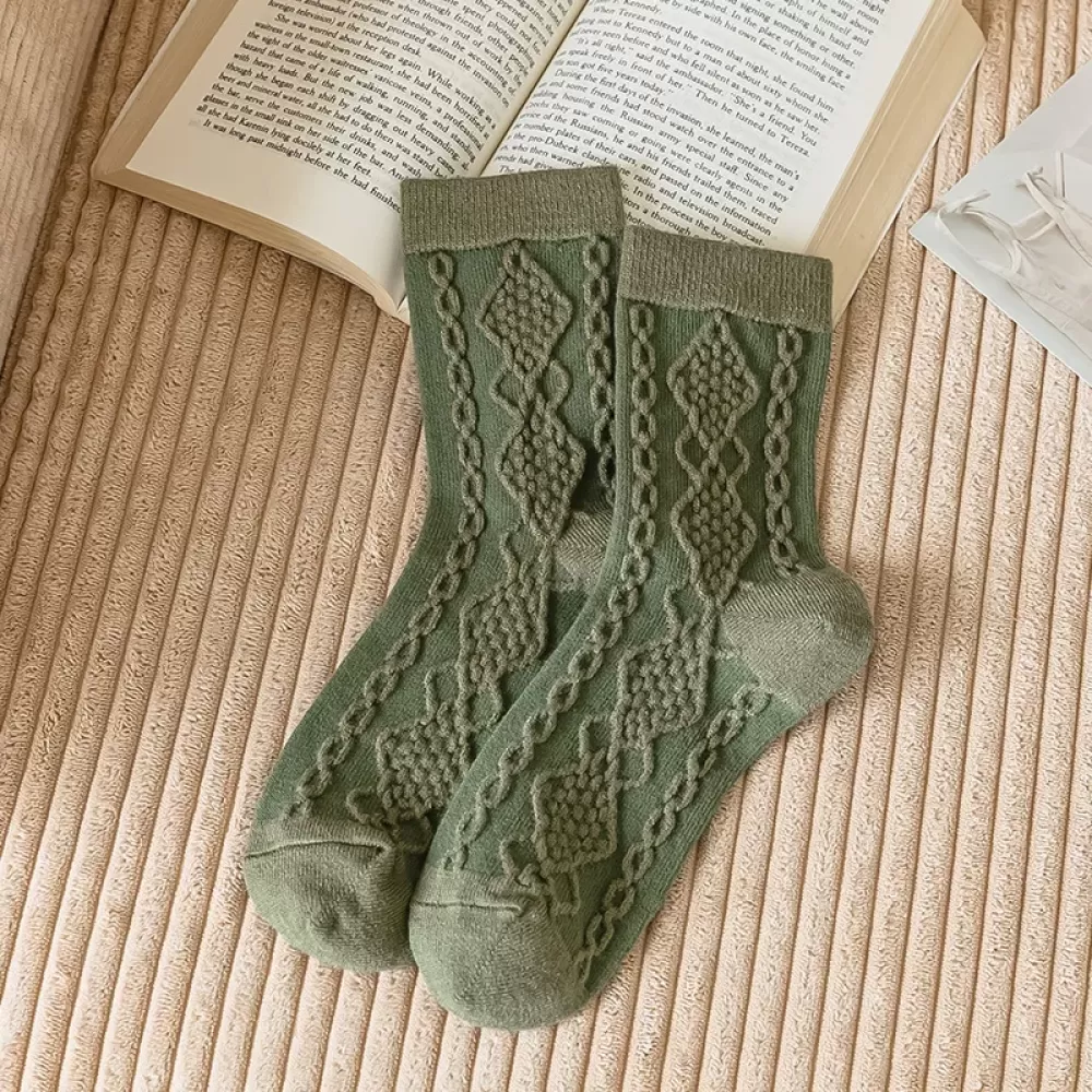 Sweet Flower Pattern Cotton Socks – Fashionable Green Medium Tube Socks for Women - Kawaii design cool design 1
