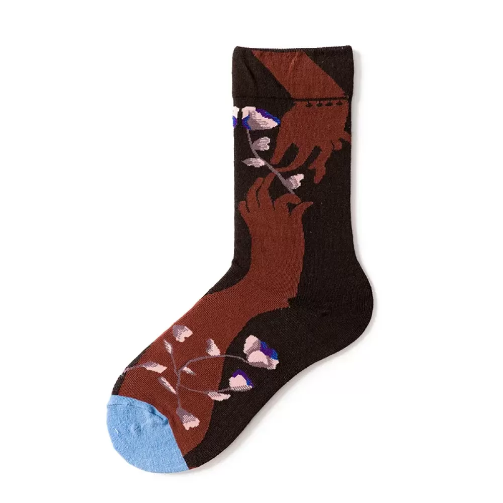 Whimsical Comfort: Cozy Combed Cotton Novelty Socks - Brown black ornament