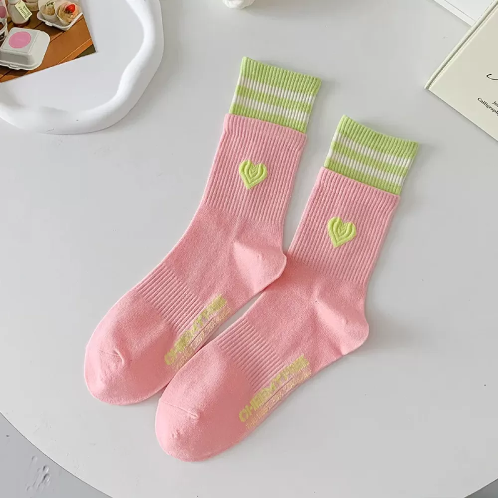 Chic Striped Love Heart Long Socks – Winter Cycling Cotton Warmers in Korean Kawaii Style - Pink