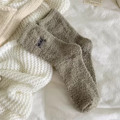 Cozy Winter Charm: Women’s Fuzzy Embroidery Socks – Warm and Kawaii - Green