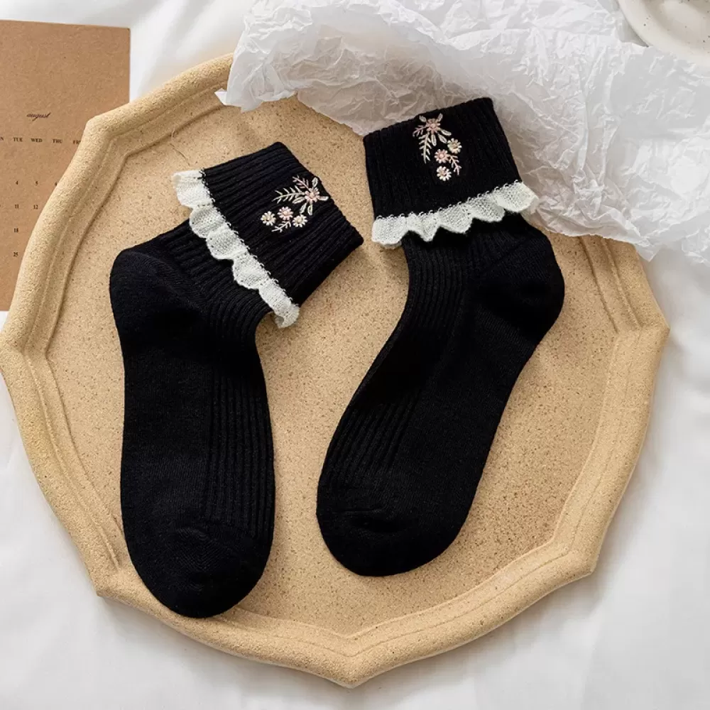 Japanese Kawaii JK Lolita Lace Ruffle Socks – Floral Embroidered Harajuku Style - Black